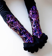 Load image into Gallery viewer, Iridescent Bracers