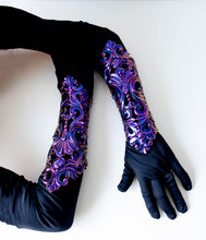 Load image into Gallery viewer, Iridescent Bracers