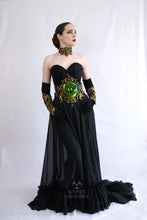 Load image into Gallery viewer, Green Blue Iridescent Latex 'Oculus Draconis' Filigree Belt