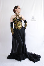 Load image into Gallery viewer, Gold Latex 'Oculus Draconis' Filigree Belt