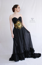 Load image into Gallery viewer, Gold Latex 'Oculus Draconis' Filigree Belt