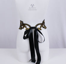 Load image into Gallery viewer, Gold Latex 'Oculus Draconis' Filigree Belt